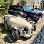 us-Cars-and-bikes-Steph-PT-2024034