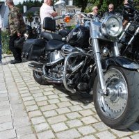 us cars and bikes aout 2023